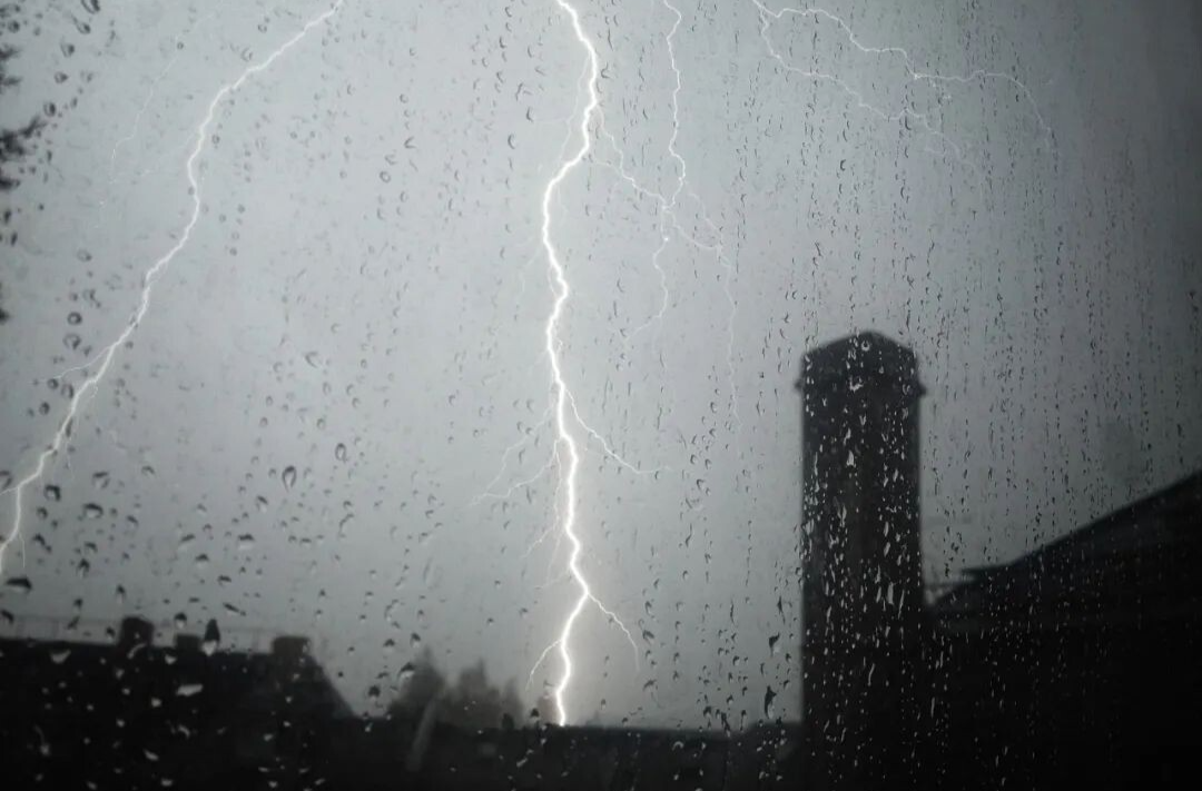 7级以上阵风并伴有雷电，长沙发布雷雨大风蓝色预警