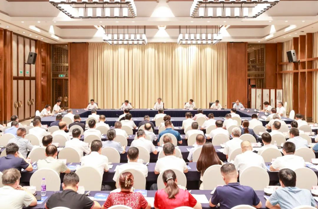 教育部召开高校毕业生离校后促就业工作座谈会