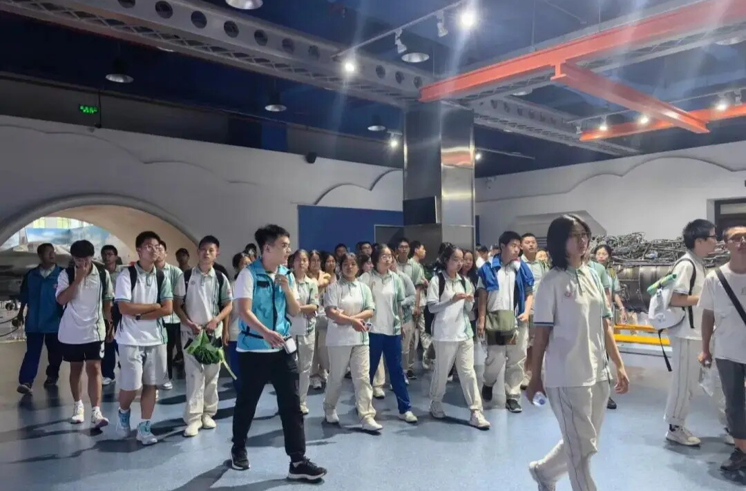 从“重游轻学”到“寓教于乐”——暑期研学如何学得扎实玩得安全？