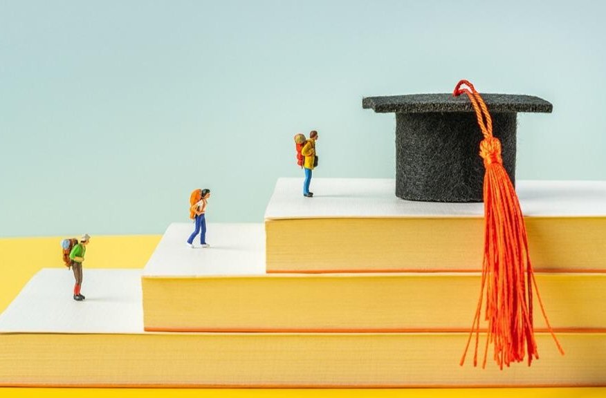 多所高校宣布延长部分专硕学制：2年/2.5年变为3年