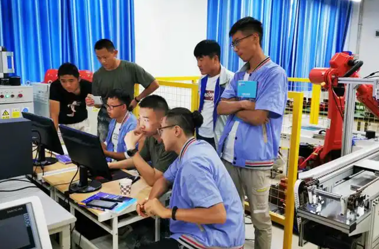 多元招生形式与面向就业培养，高职专科成热门选择