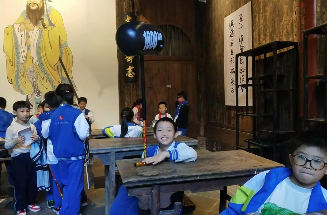 人民时评：研学游现冷热不均，产品品质和消费者体验是关键因素