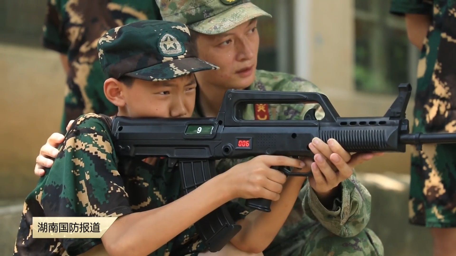 永州东安县：“迷彩绿+安全课” 绘就少年多彩假期