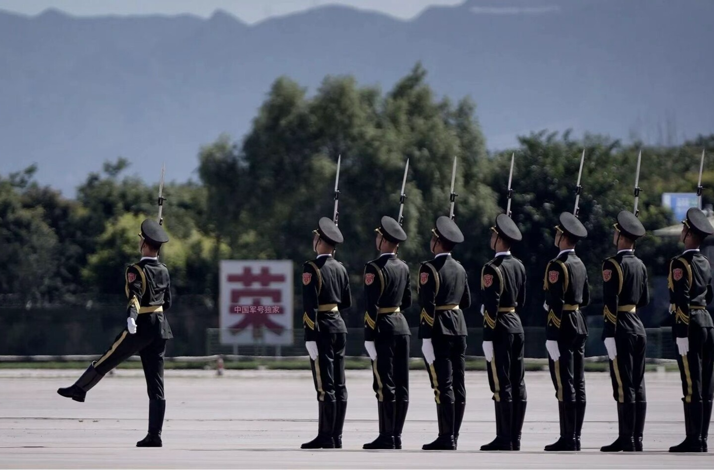 盛大阅兵倒计时9天，80秒带你回顾三次综合演练画面！