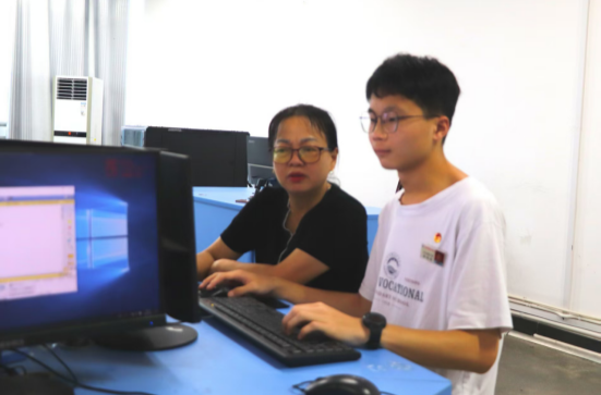 湖南少年两获国家软件著作权 “骆驼工匠” 精神点亮职教之光