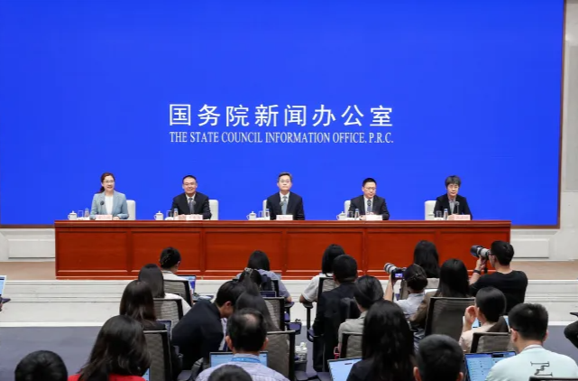 财政部：今年安排1000亿元发放育儿补贴