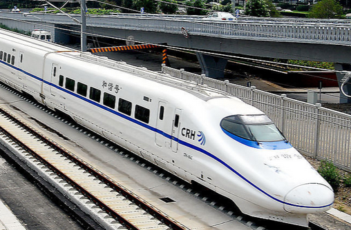 “十一”火车票开售首日：长沙入列“开售热度前十” 郴州酒店预订量增速超3倍