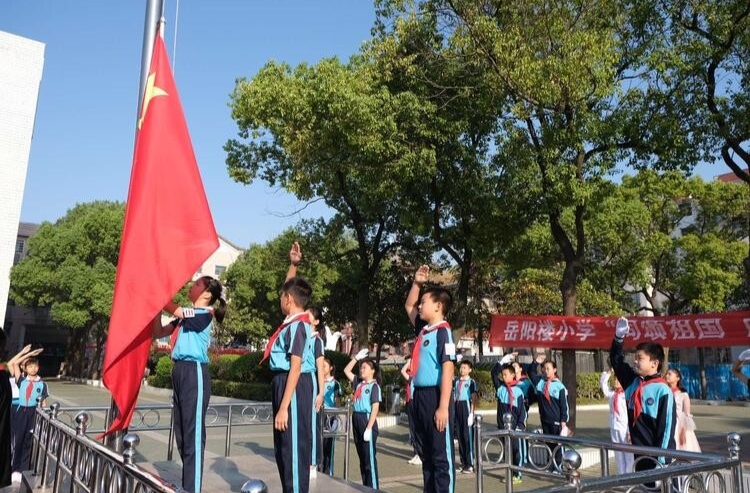 小学生成绩易波动,家长如何应对高年级孩子学习中的“突发危机”