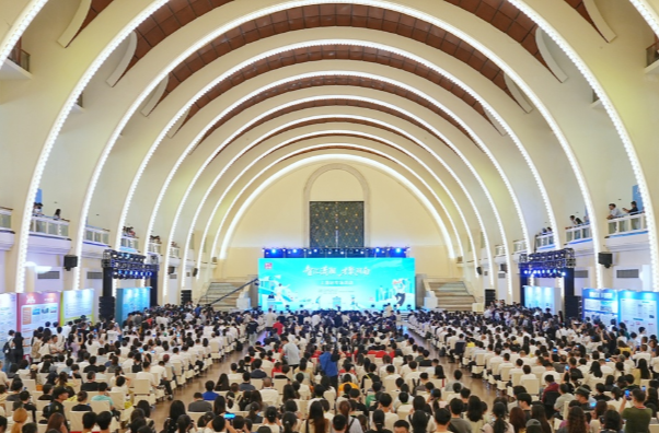 湖南与复旦大学等4所上海高校聚焦66个项目开展合作