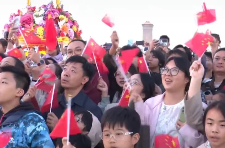 人民日报国庆社论来了！