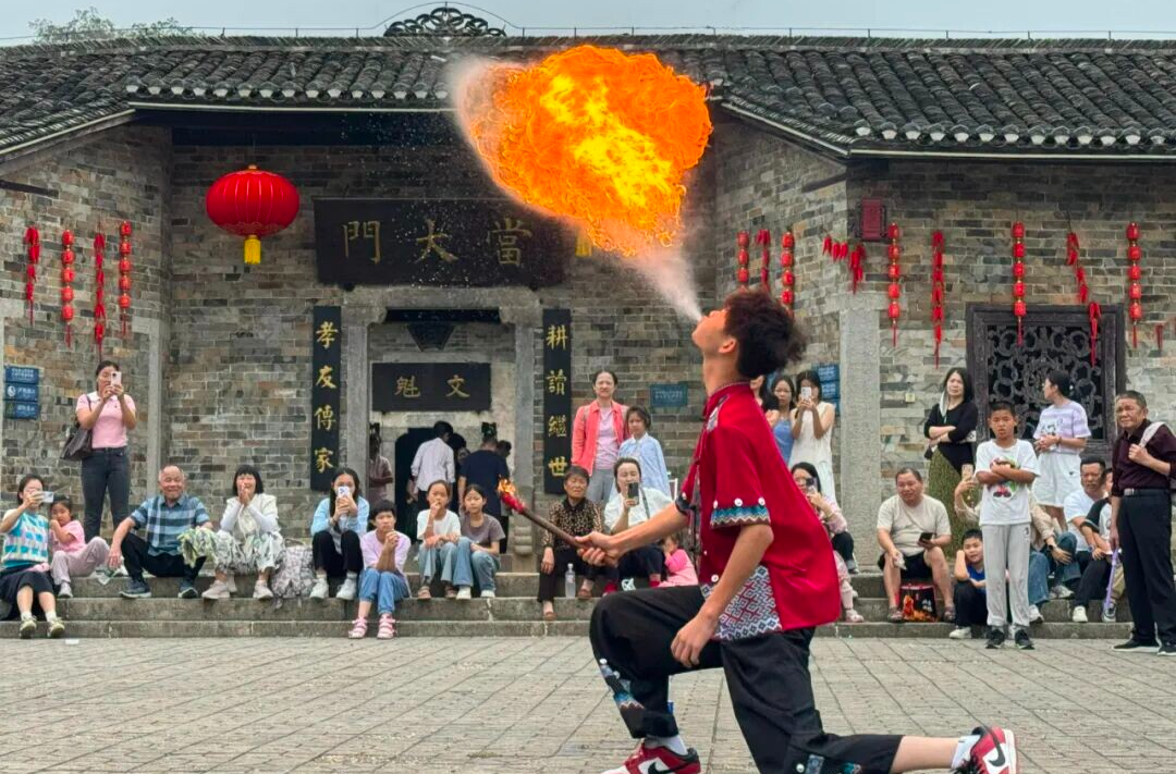 国庆假期第四天，湖南客流1587.52万人次