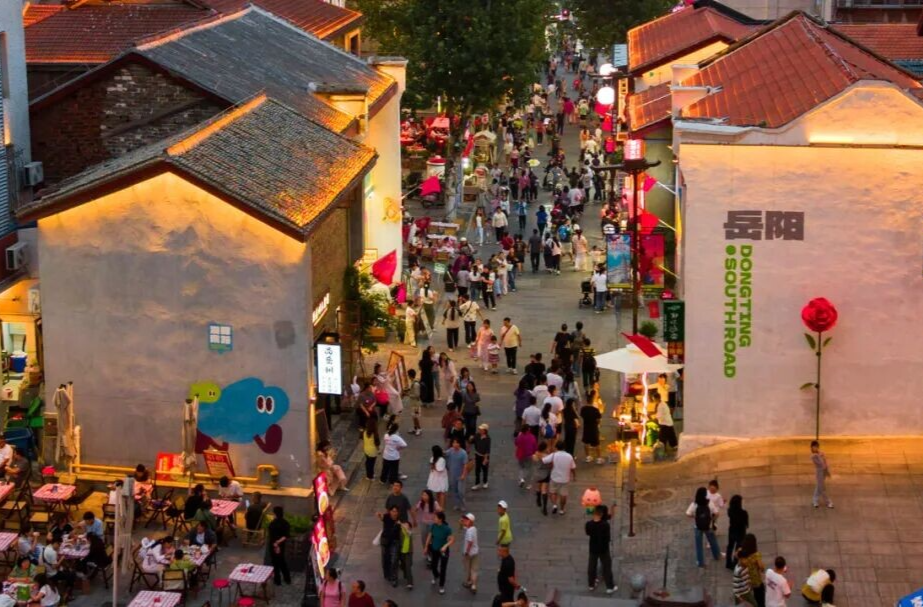 国庆假期第六天，湖南客流1557.05万人次