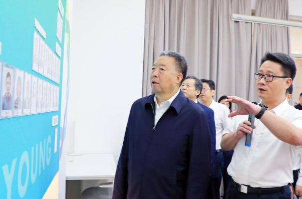 毛万春在团省委调研：为加强年轻人友好省份建设贡献智慧和力量