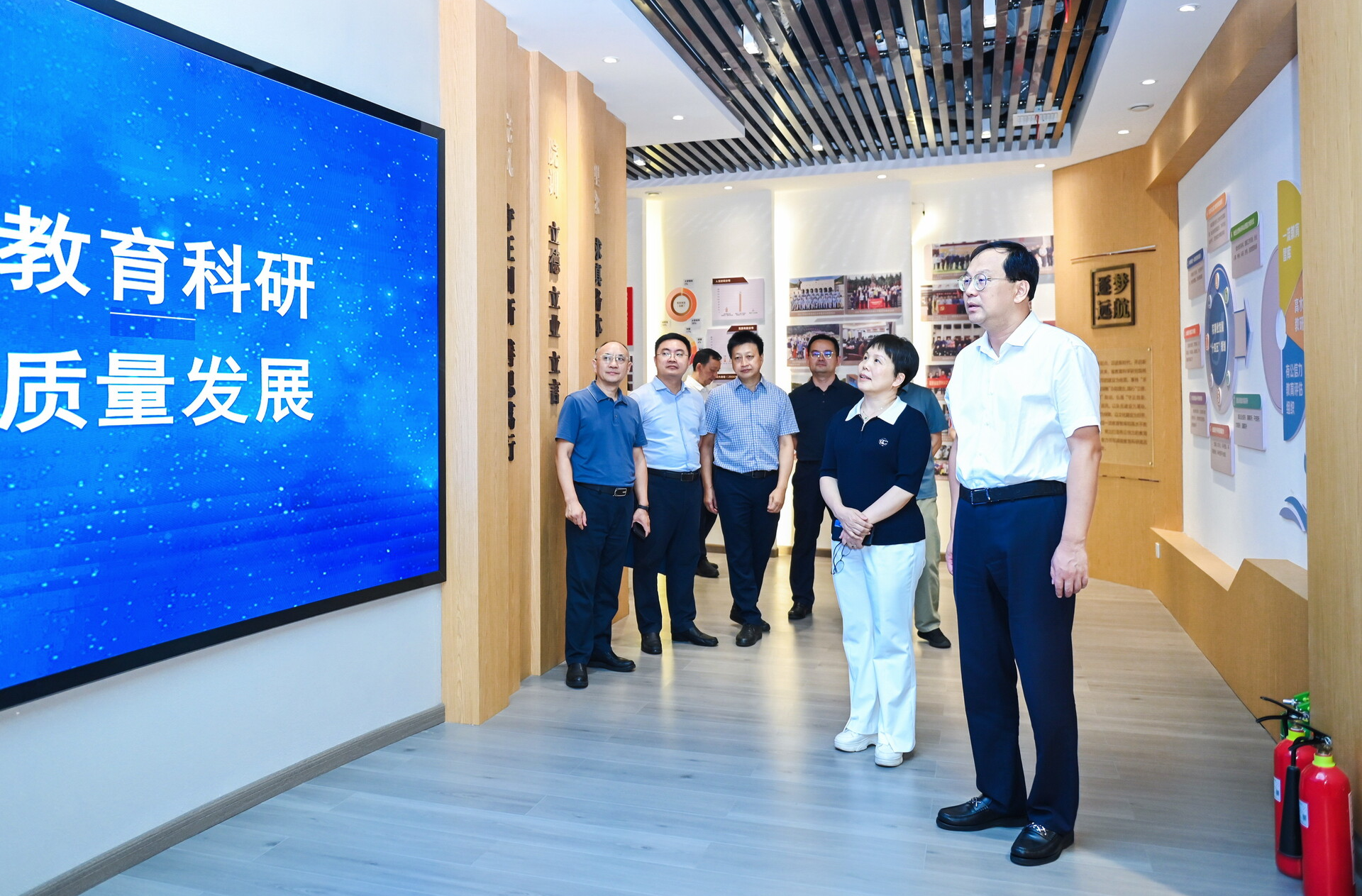 高山到省教育考试院、省教育科学研究院走访调研