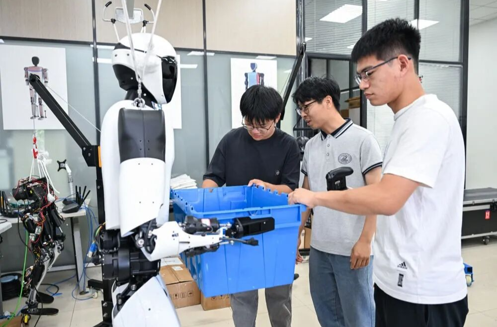 高质量教育托举强国梦想，来看“十四五”教育成绩单