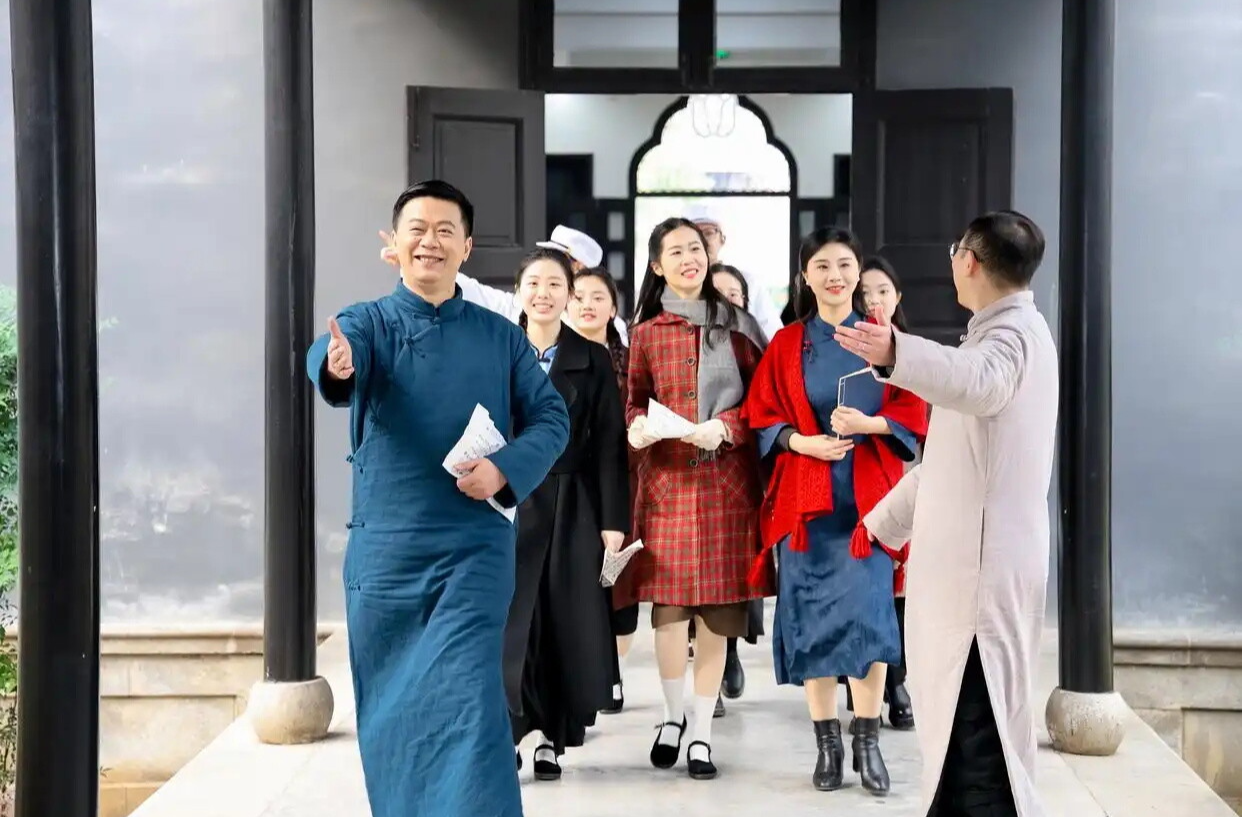 沉浸式感悟“恰同学少年”——探访湖南第一师范学院毛泽东与第一师范纪念馆