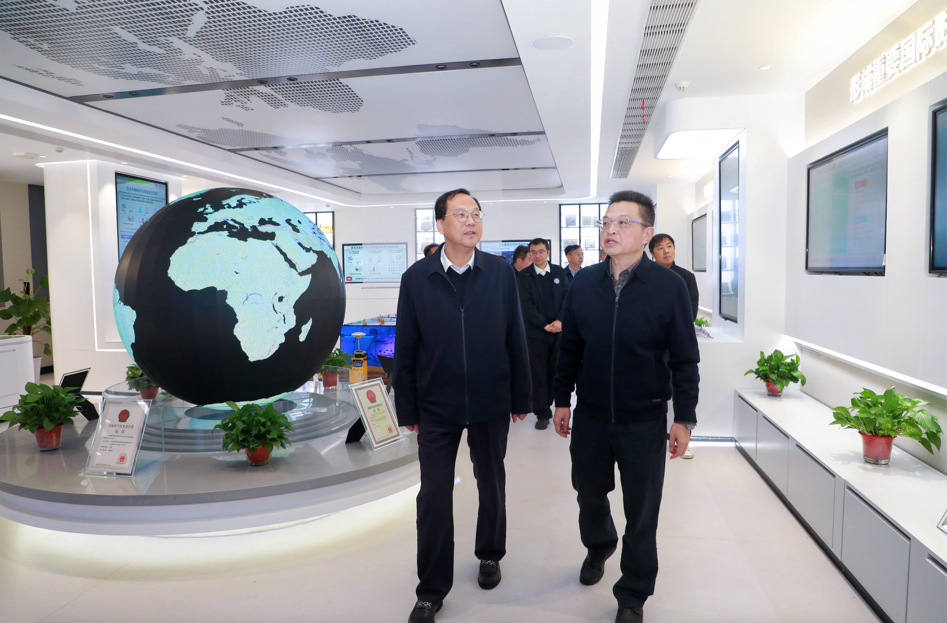 高山率队到中南大学、湖南大学走访交流