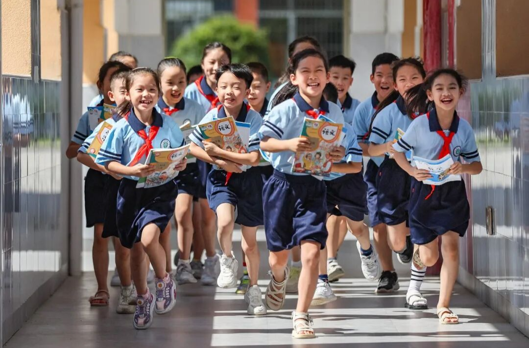 “十五五”民生蓝图：就业、收入、教育等将迎哪些红利?