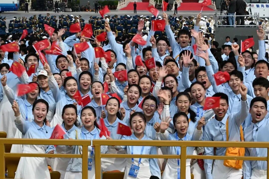 以实干擦亮青春底色！青年学生这样表达报国之志