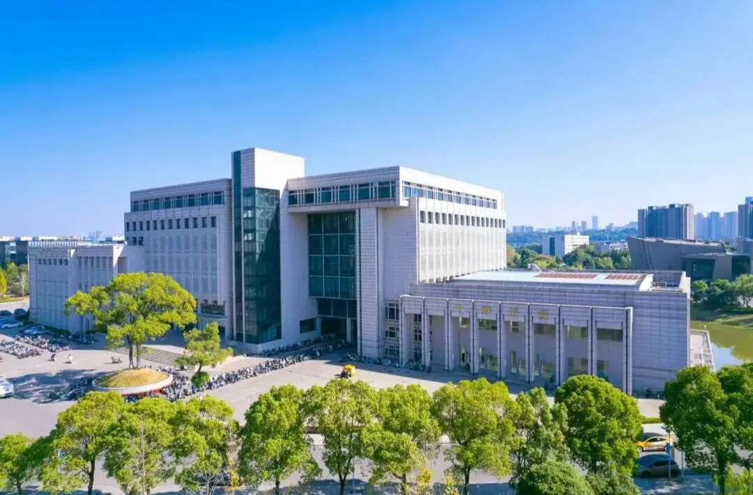 教务处为何消失——湖南多所本科高校推行教学管理改革透视