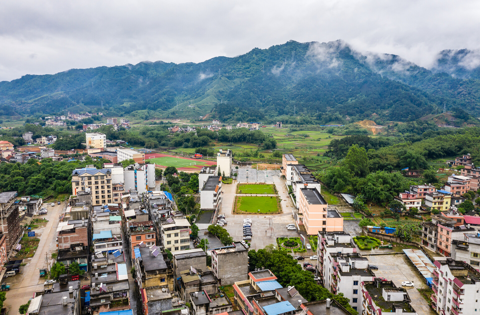 课程、教学质量决定县中发展质量