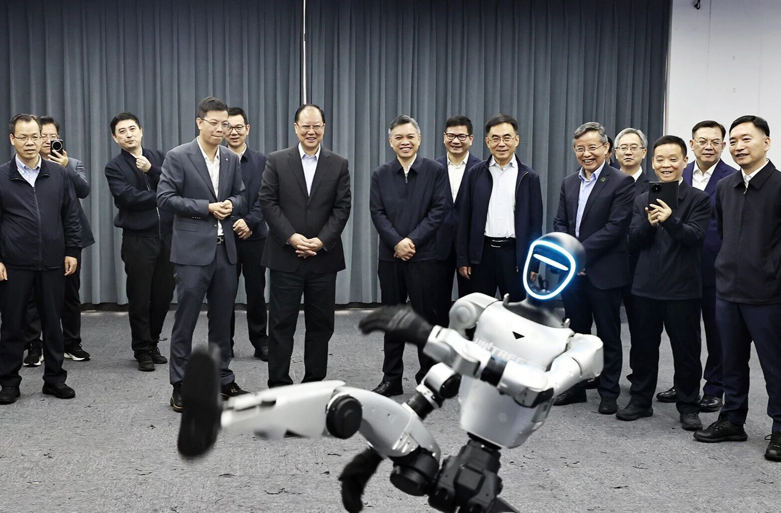 毛伟明率团在浙江学习考察 刘捷出席