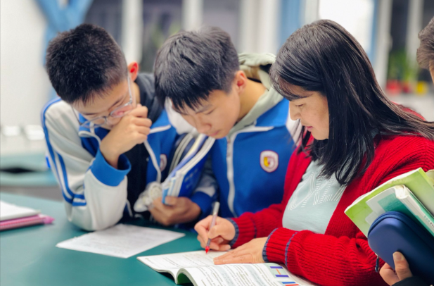 为实现“十五五”宏伟蓝图贡献教育力量