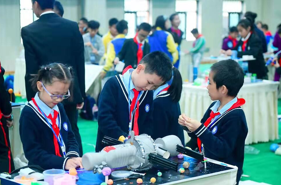 如何加强中小学科技教育？教育部8问答详解