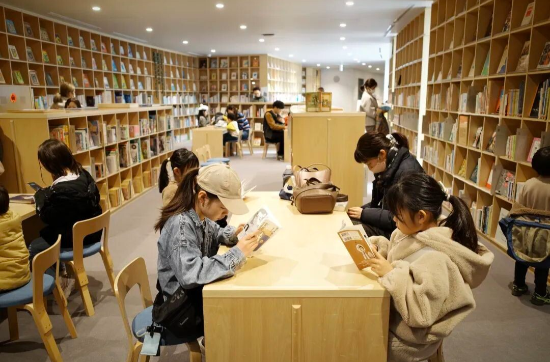 国务院常务会：审议通过《全民阅读促进条例（草案）》