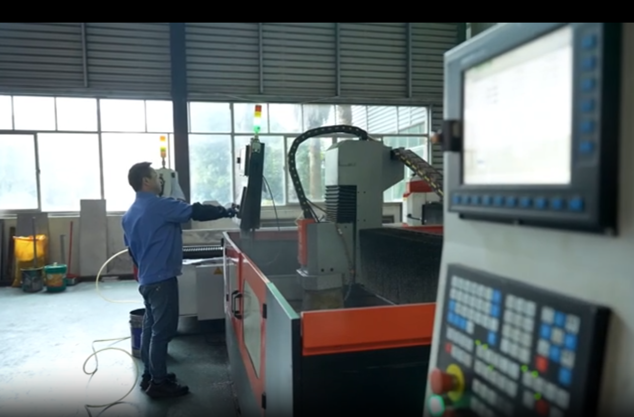 网络纪录片三等奖作品《 创“逆”者》