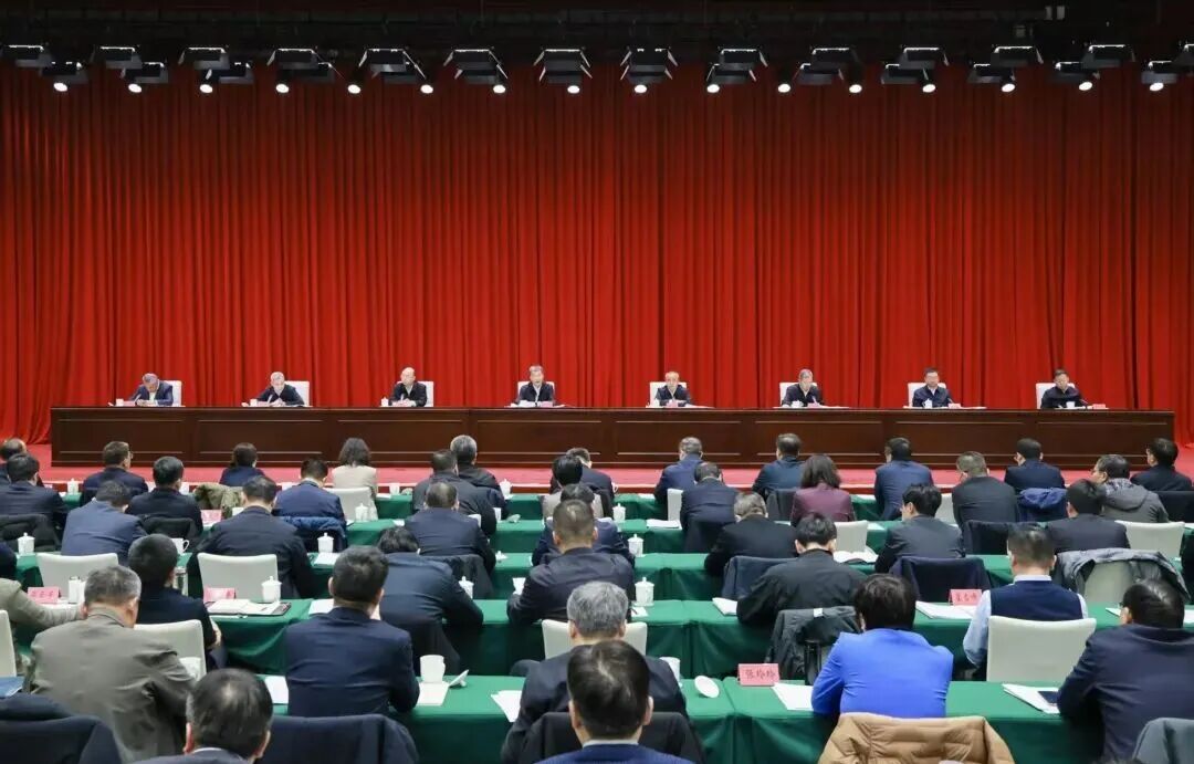 教育对口援疆工作会议举行