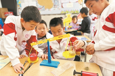 从科学教育到科技教育，一字之差有何深意