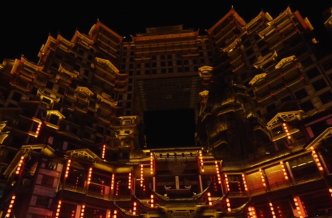 网络短视频三等奖作品《海外网红逛湖南——加拿大网红直呼看到了真正的中国》