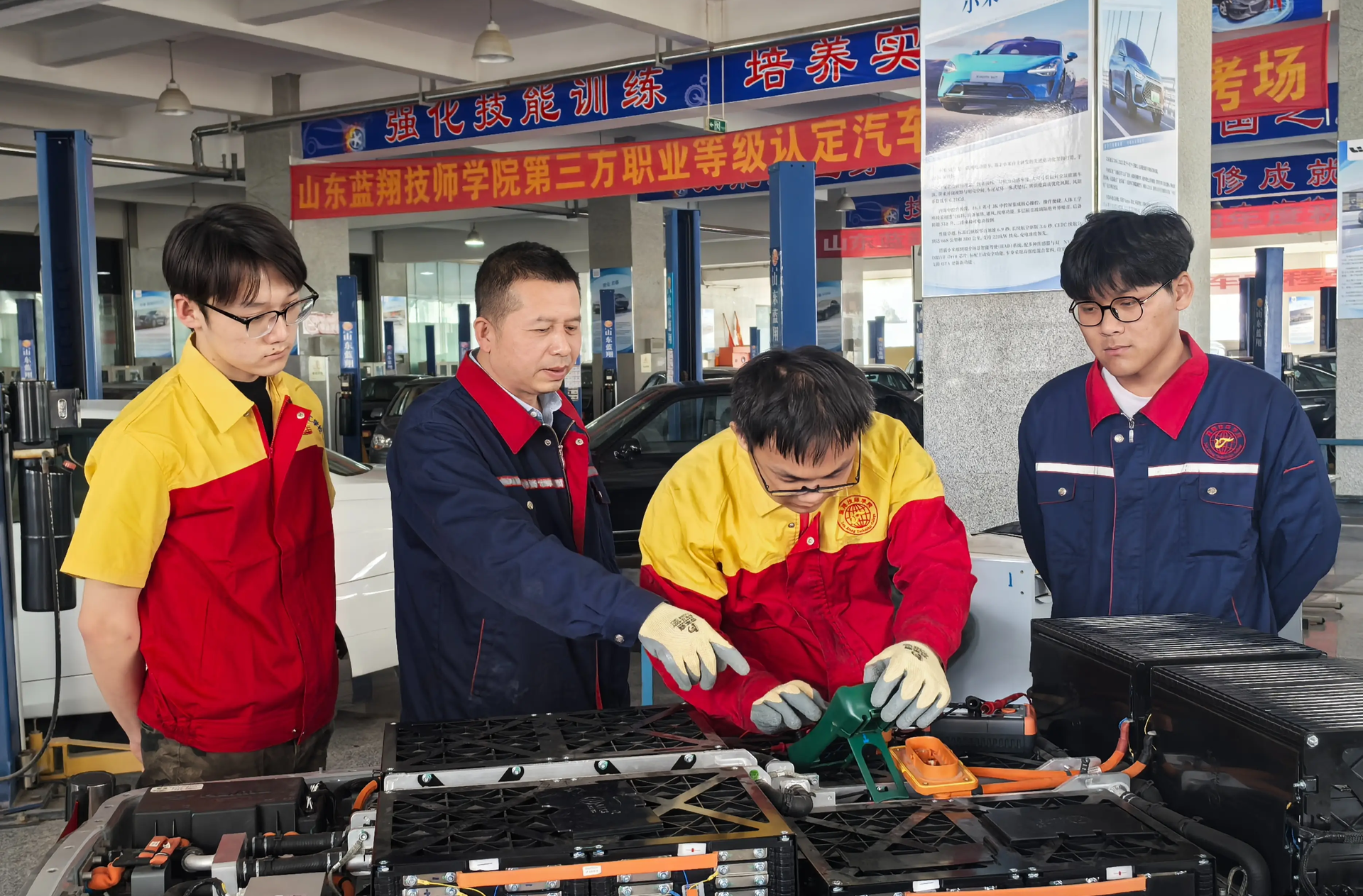 人才培养与产业升级同频共振