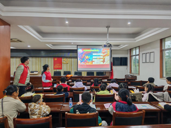 青春逐梦悟精神 挺膺担当向未来 ——以党的二十届四中全会精神培育新时代青年