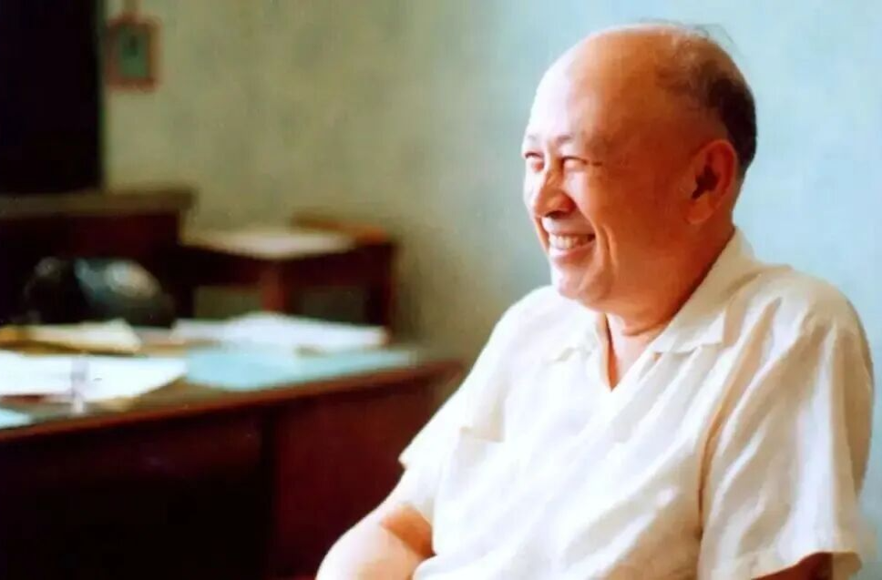 今天，我们格外怀念您