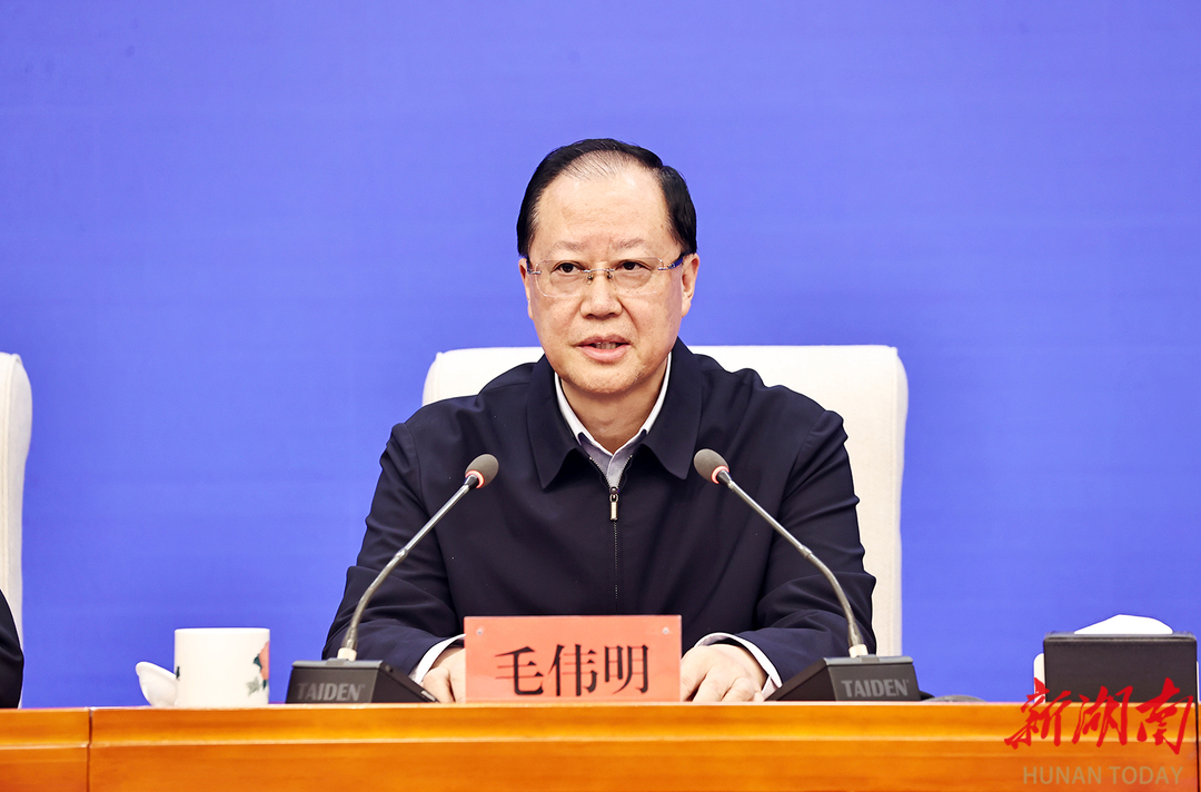 毛伟明：筑牢高层建筑“防火墙” 守好岁末年初“安全关”