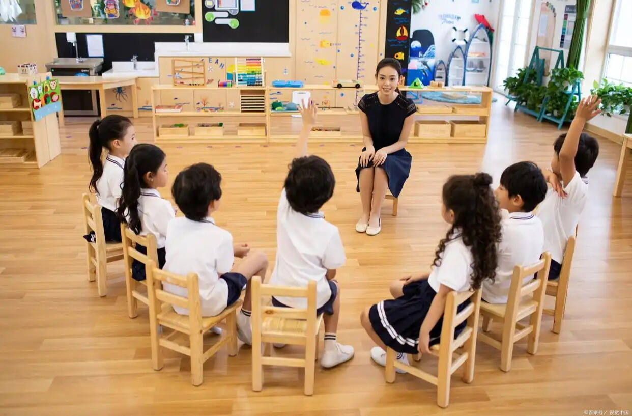 时评丨减轻“养”的负担 解决“育”的难题