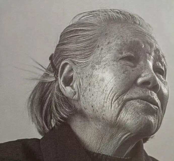 痛心！潘巧英老人离世，在世幸存者仅23位