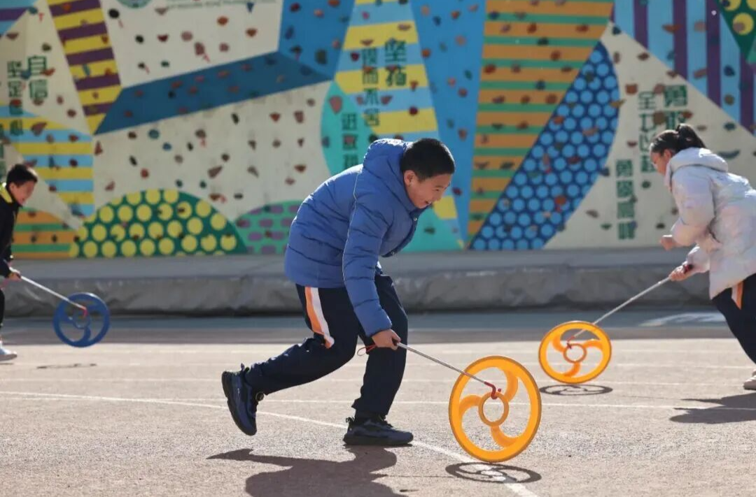 2025十大教改热词解读② | 每天锻炼2小时：践行“健康第一”教育理念