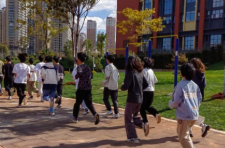 引导大学生“做自己健康第一责任人”