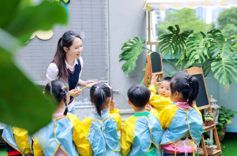 2025十大教改热词解读⑦ | 学前一年免费：惠及千万儿童，教育公共服务供给更加普惠优质