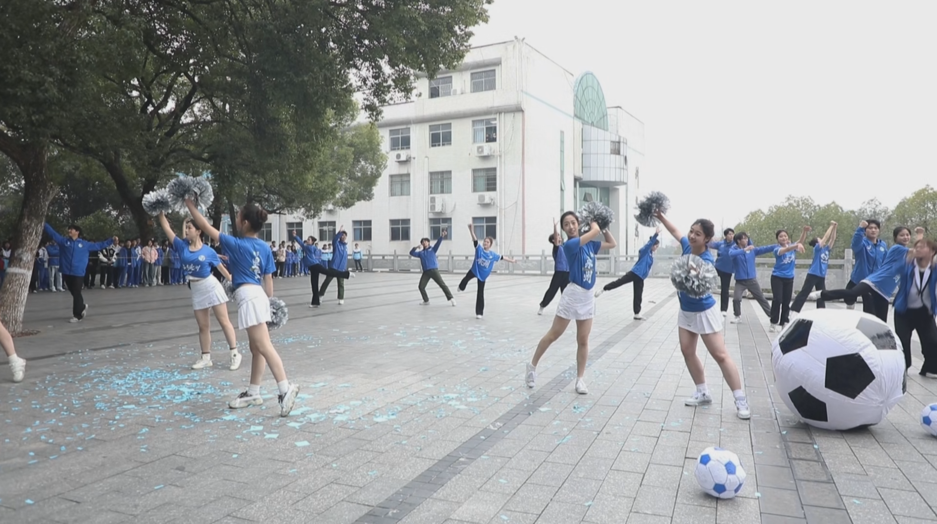 永州：艺术快闪点燃中小学思政大课间