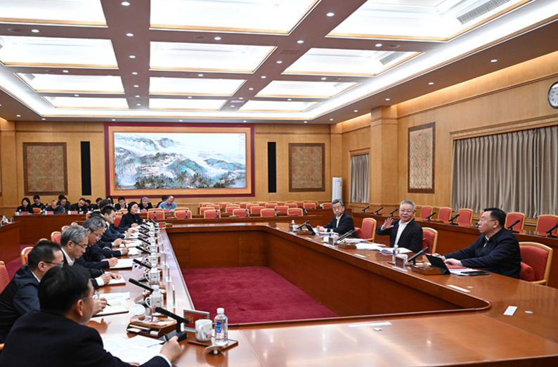 沈晓明主持召开专题会议研究教育科技人才体制机制一体改革试点工作