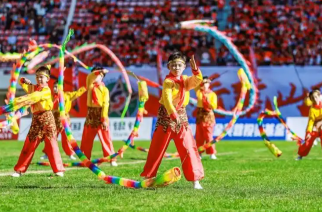 央媒看湖南 | 映文脉、展非遗、促消费——  “湘超”，过瘾（我运动 我快乐·群众体育赛事观察）