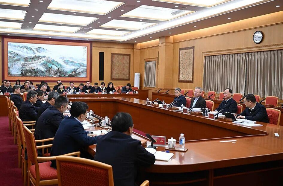 沈晓明主持召开专题会议研究省“十五五”规划《纲要草案》编制工作