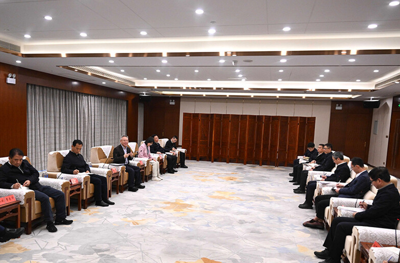 沈晓明看望第26批来湘博士服务团成员