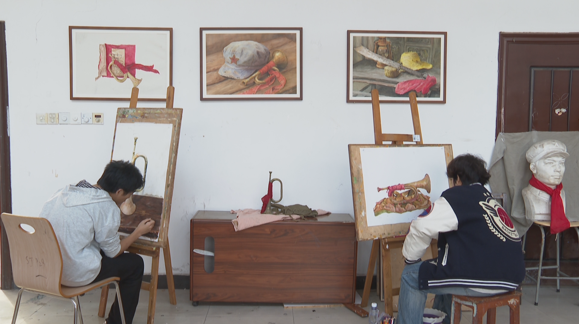 AI辅导员在湖南多所高校上岗  贴心服务学生成长