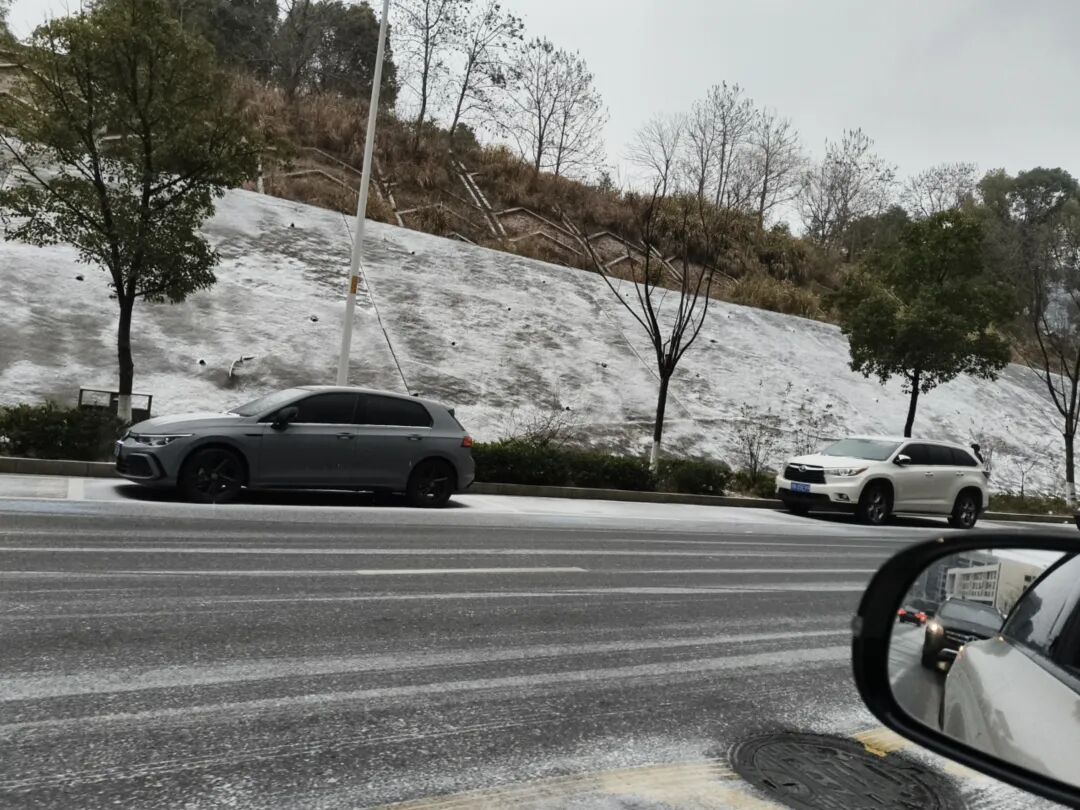 还在下雪！长沙全市结冰98处，管制路段14处