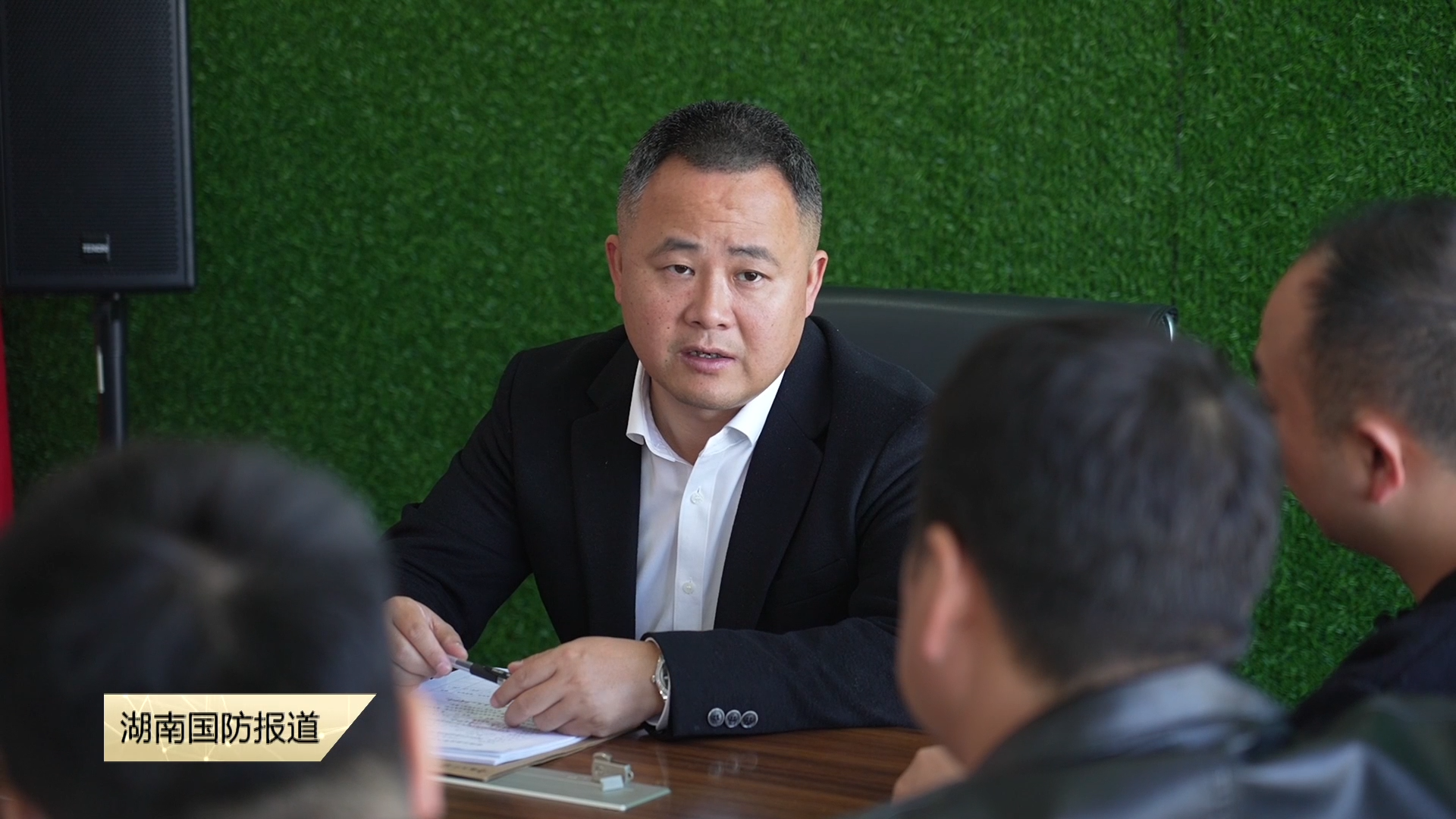 杨亮：为战友的前程点亮“一盏灯”